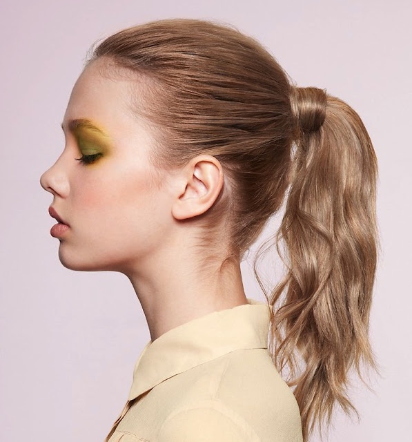 Weekend-Hairstyle-Easy-Ponytail